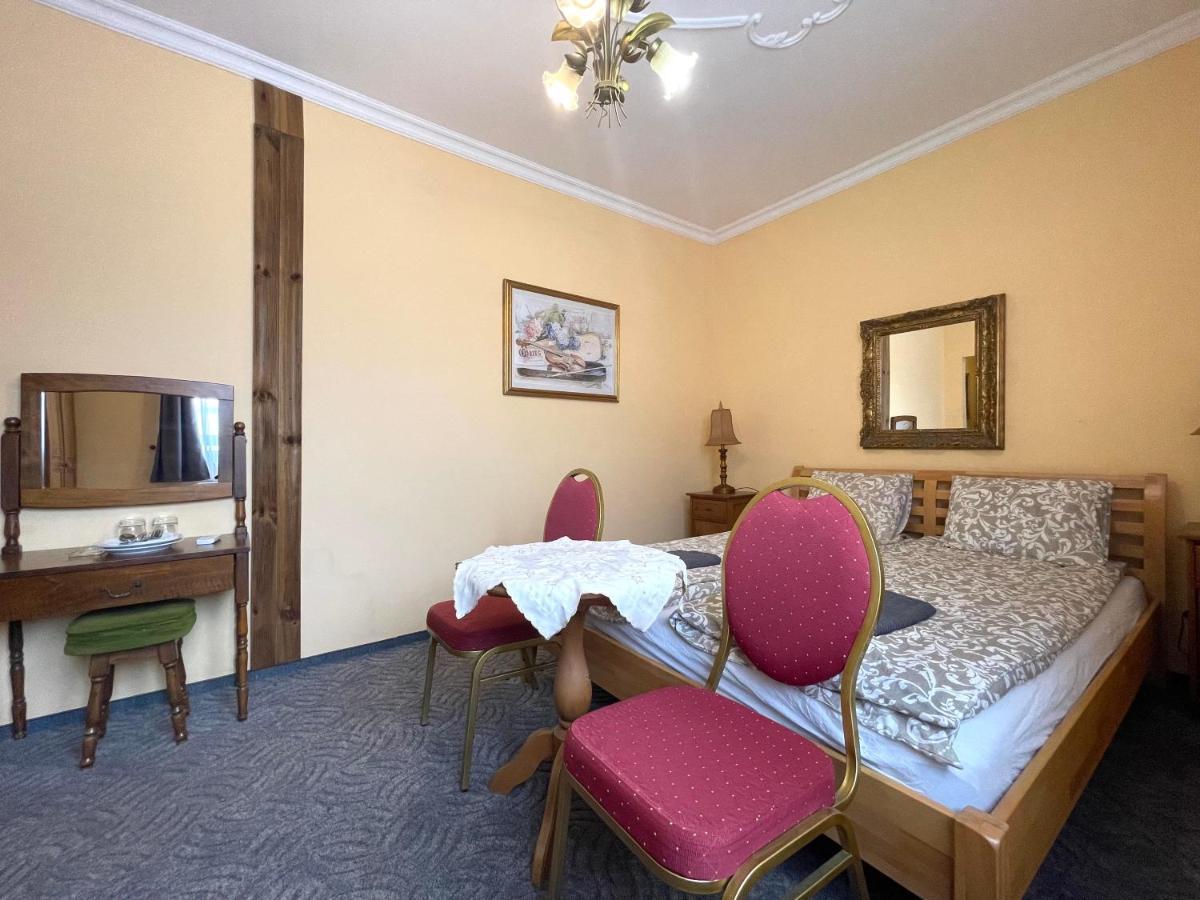 Luxi Romantik Apartments Budapest Esterno foto